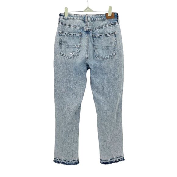American Eagle Mom Straight Jean Size 10  Blue Light Wash Ripped Rigid Cotton - Picture 4 of 13